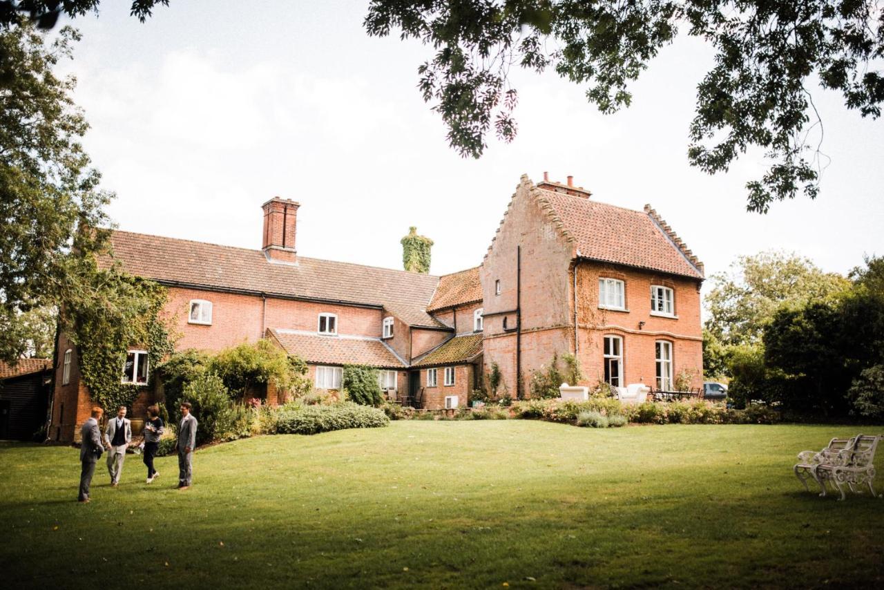 Carrick'S At Castle Farm Hotel Swanton Morley Exterior foto