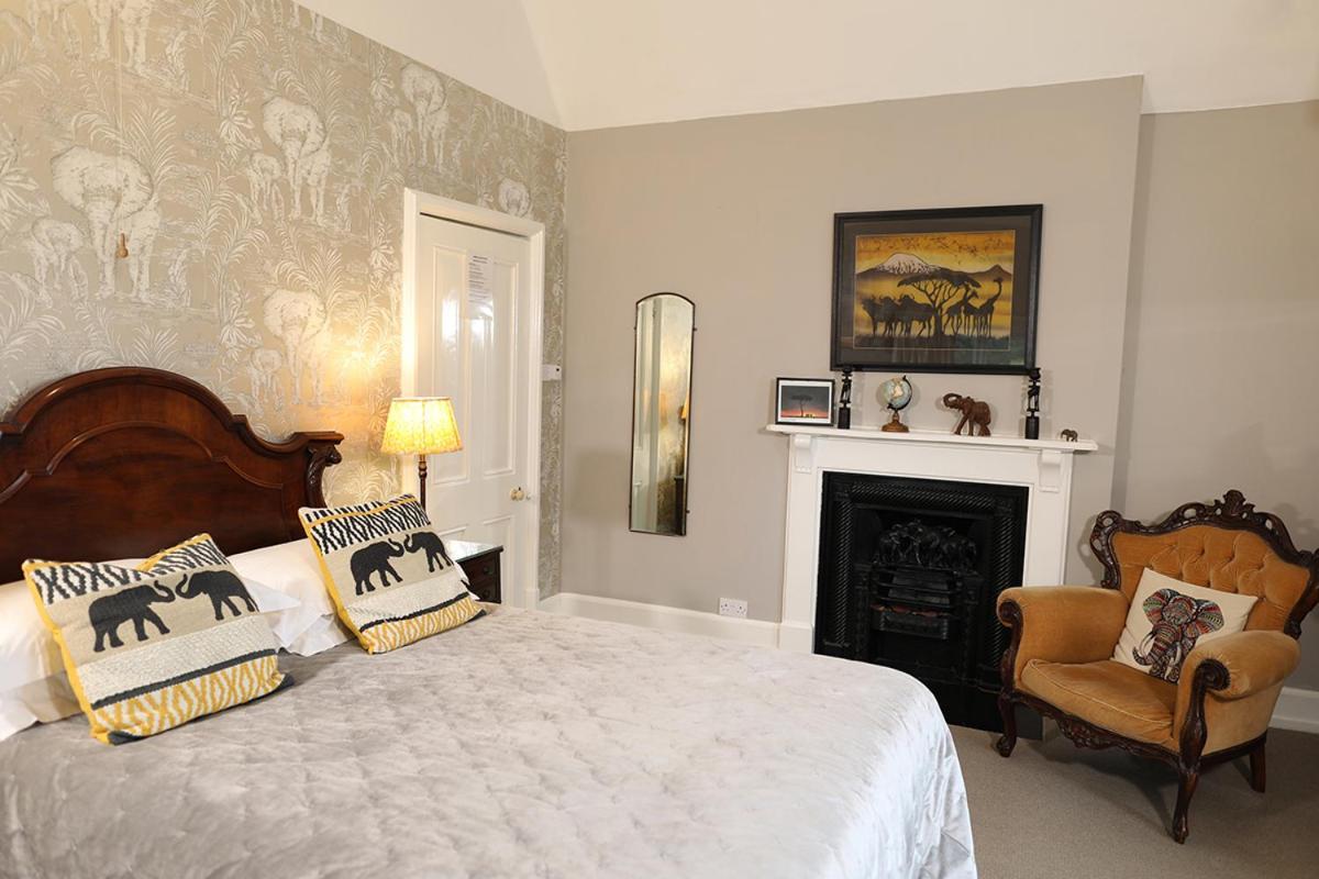 Carrick'S At Castle Farm Hotel Swanton Morley Exterior foto